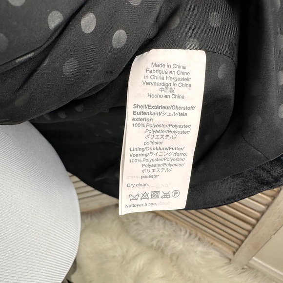 J Crew NWOT Vivenne Black Velvet Blazer Fitted Tailored Jacket Size 2 Classic - Picture 8 of 10